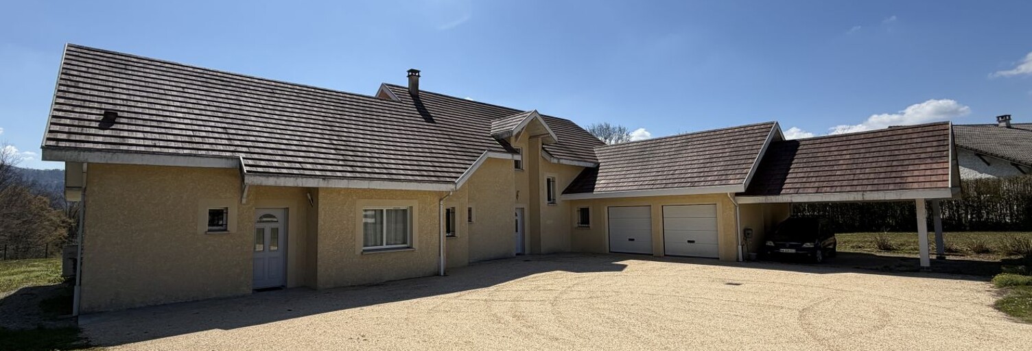 Maison 9 Pièces 240 m² à vendre à Saint-Geoire-en-Valdaine (38620)