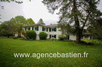 Maison 8 pièces 845000 €