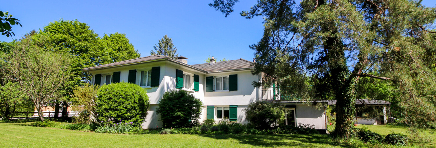 Maison 8 Pièces 171 m² à vendre à Saint-Genis-Pouilly (01630)