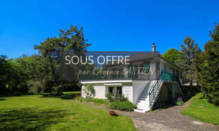 Maison 8 Pièces 171 m² à vendre à Saint-Genis-Pouilly (01630)