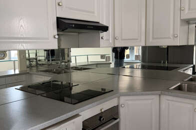 Appartement 4 pièces 296800 €