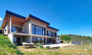 Maison 7 Pièces 244 m² à vendre à Montagne (38160)