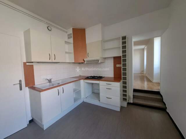 Grand appartement T3 — photo du bien