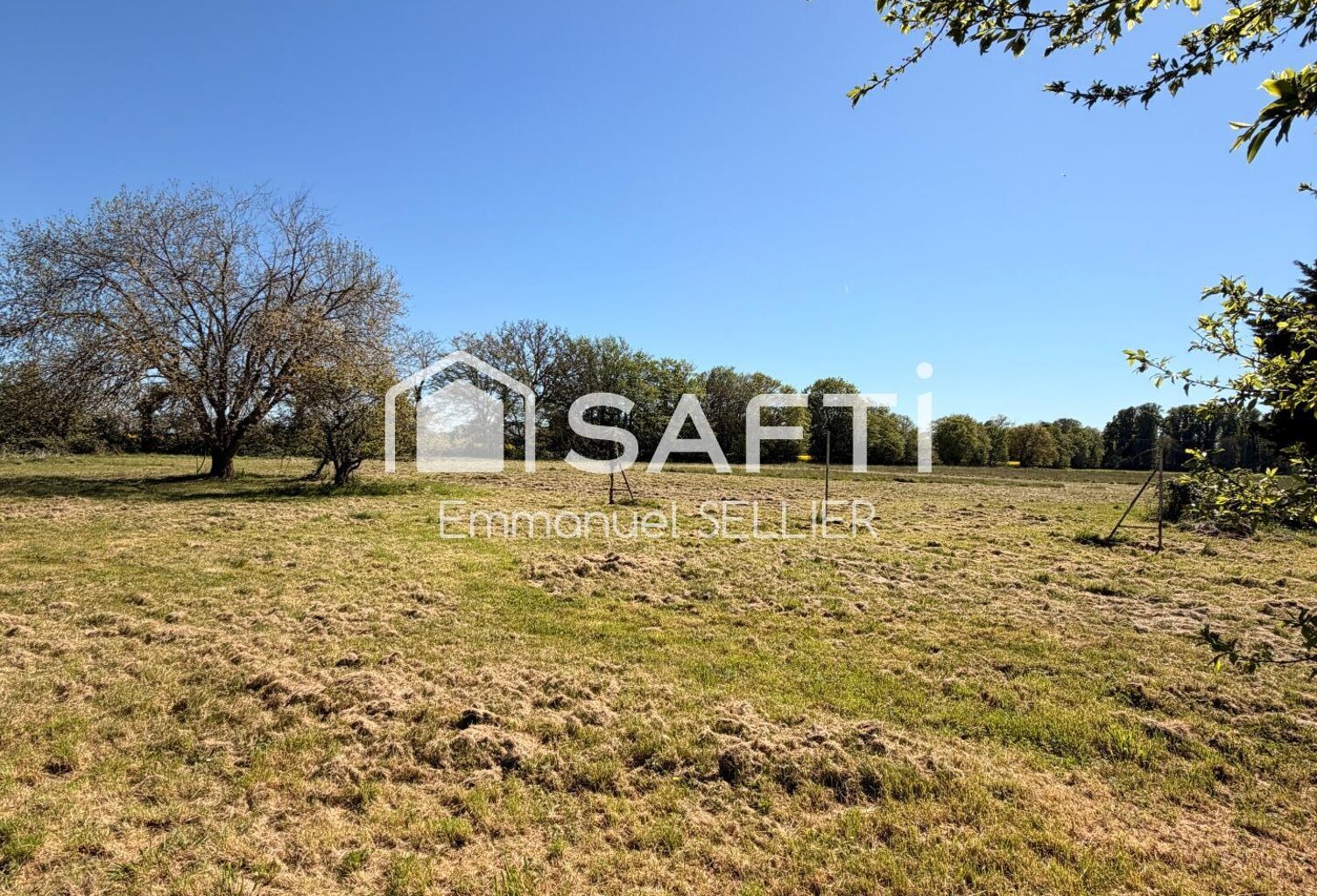 Terrain constructible 4800 m2 — photo 1