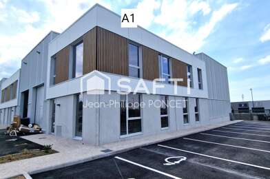 Commerce 2 pièces 465468 €