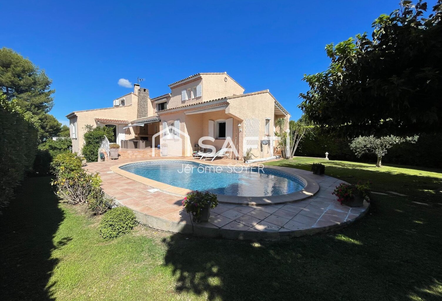Maison de 190m² avec piscine — photo 1