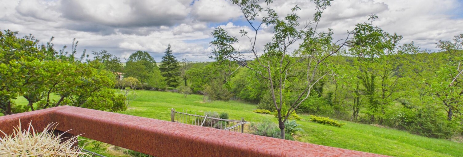 Maison 3 Pièces 97 m² à vendre à Plazac (24580)
