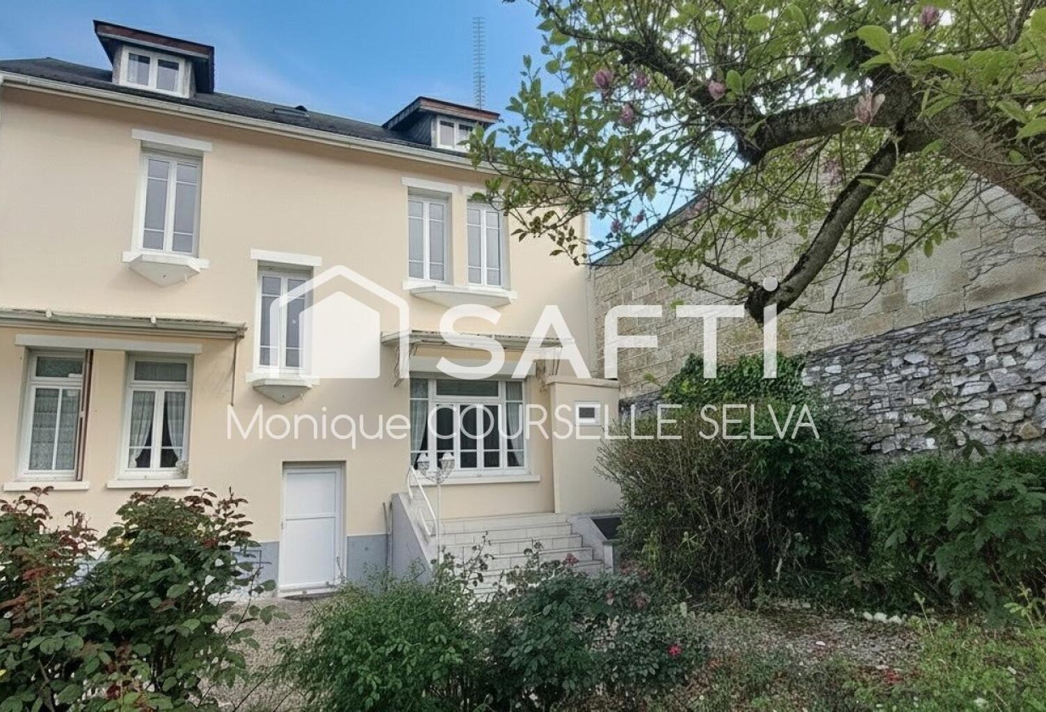 MAISON BAGNERES DE BIGORRE/ DEPENDANCES/GARAGE — photo 1