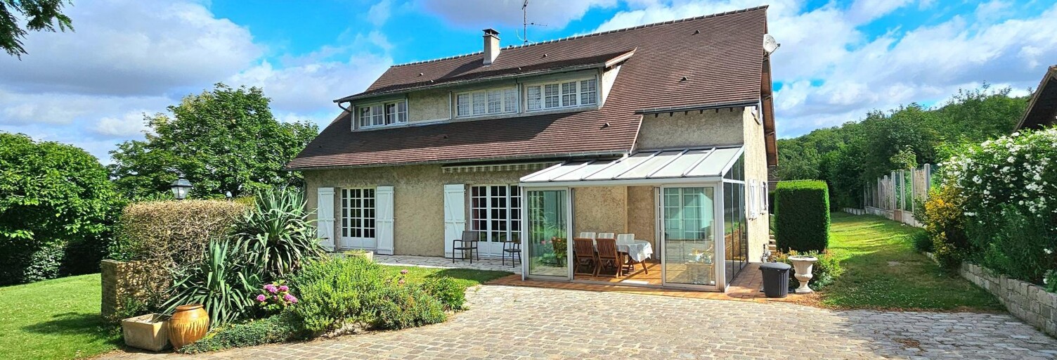 Maison 8 Pièces 183 m² à vendre à Villiers-Saint-Frédéric (78640)
