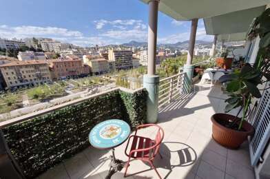 Appartement 3 pièces 590000 €