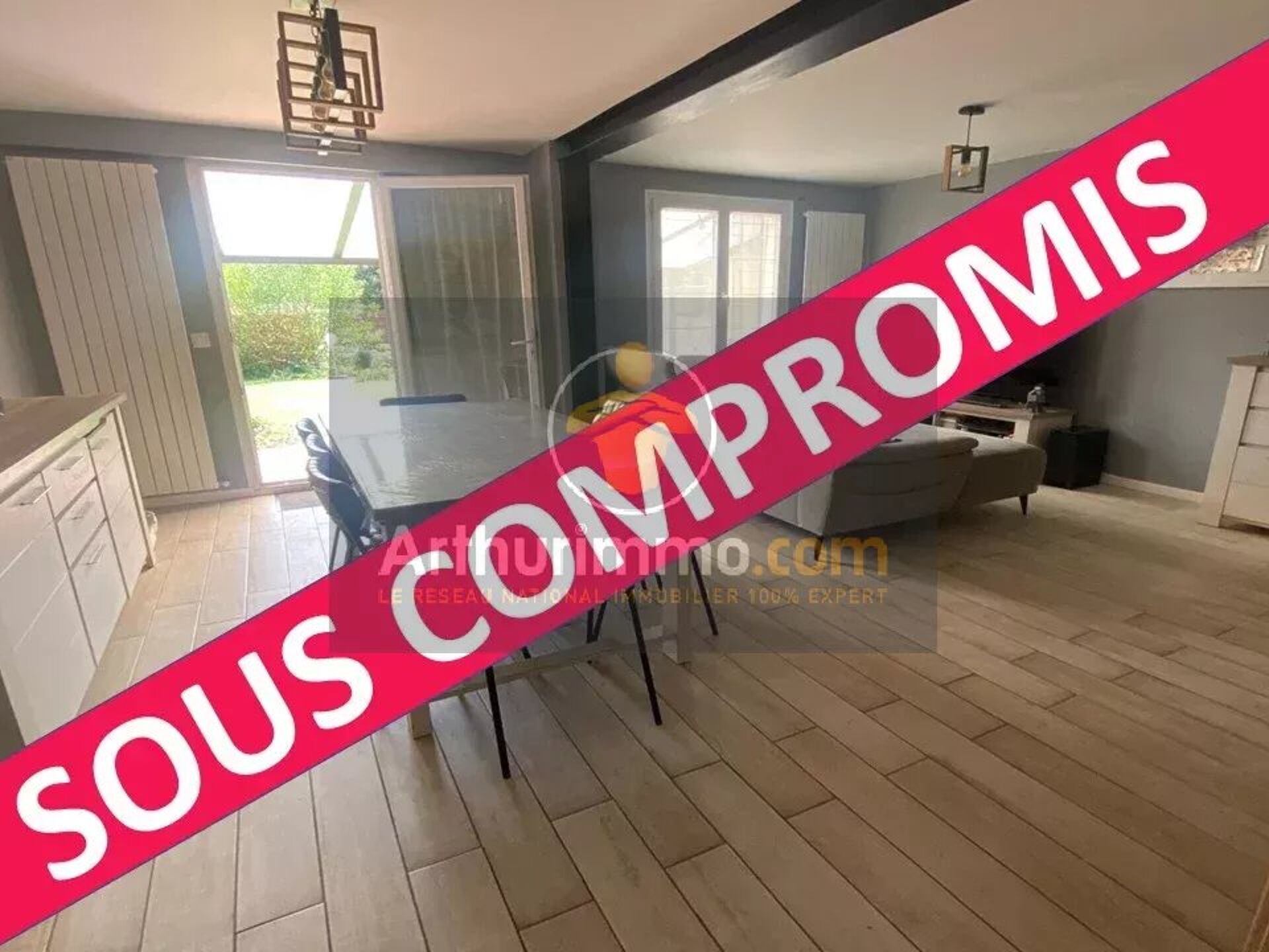 Maison 5 pièces 120 m² · à Vert-Saint-Denis · 120 m² · 285 000 €