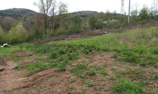 Terrain  822 m² à vendre à Le Chambon-Feugerolles (42500)