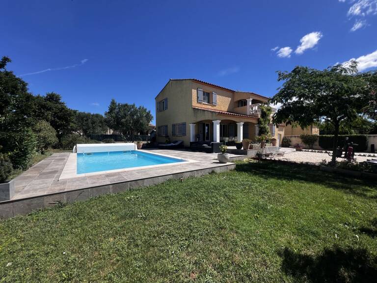Villa avec piscine — photo 1