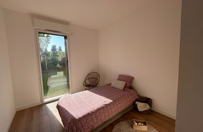 Aix-en-Provence  Appartement T4 de 85 m² avec jardin privatif de 148 m²  Résidence de standing — photo 3