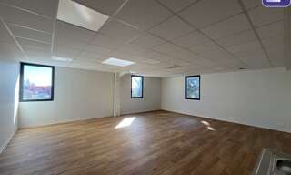 Bureau  469 m² à louer à Pamiers (09100)