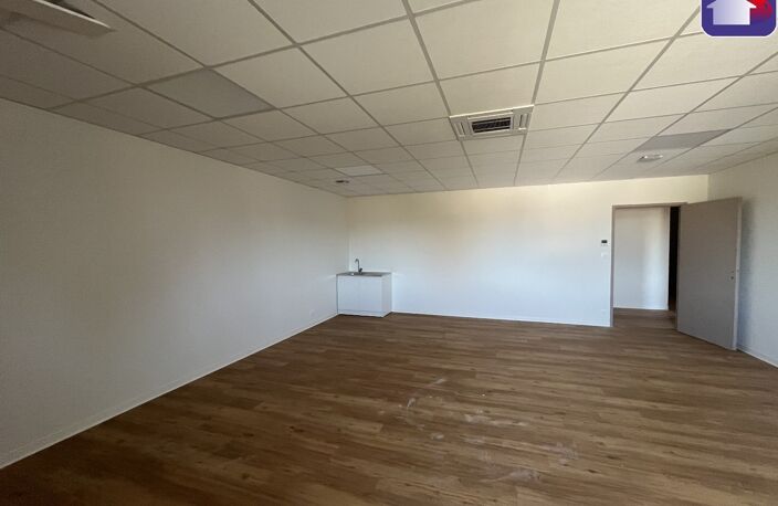 BUREAUX NEUFS PAMIERS — photo 3
