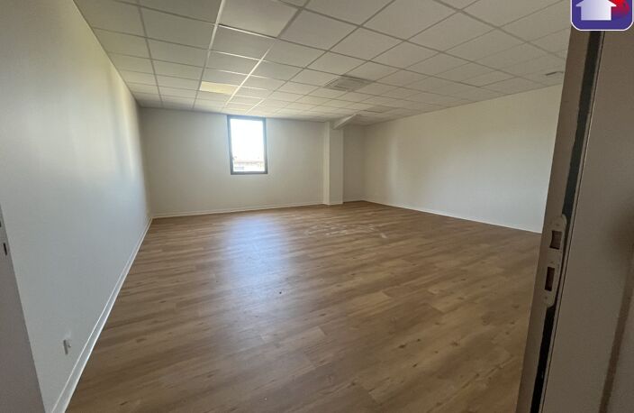BUREAUX NEUFS PAMIERS — photo 5