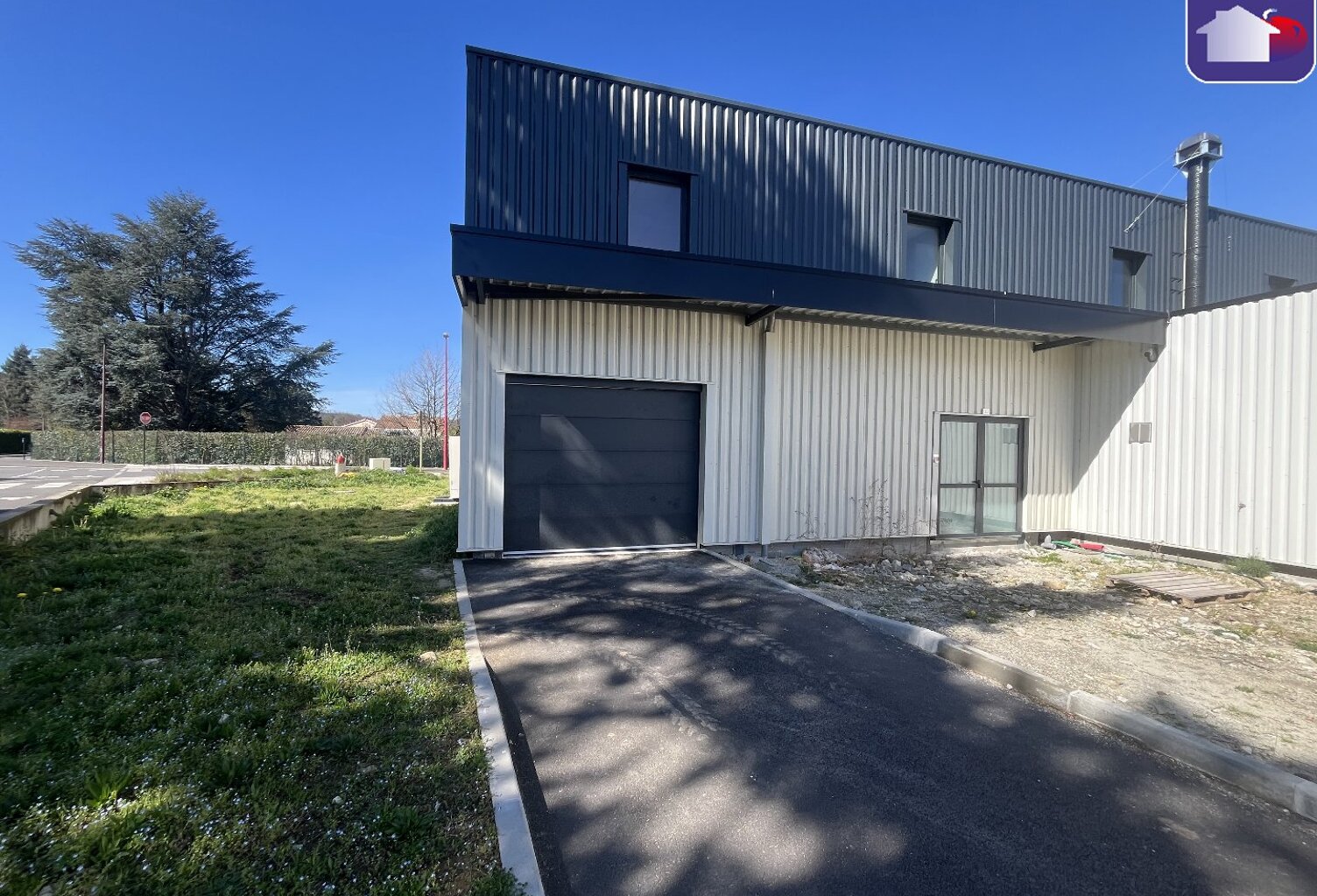 ENTREPOT 320 m² PAMIERS ZONE COMMERCIALE — photo 1