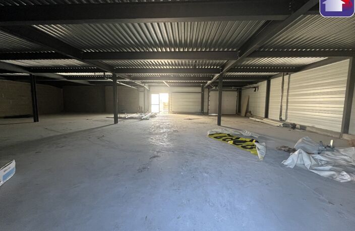 ENTREPOT 320 m² PAMIERS ZONE COMMERCIALE — photo 2