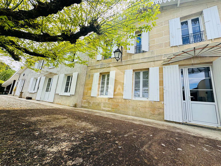 Maison en pierre 6 pièces avec jardin et piscine — photo 1