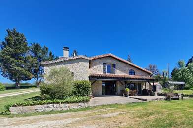 Maison 7 pièces 599000 €