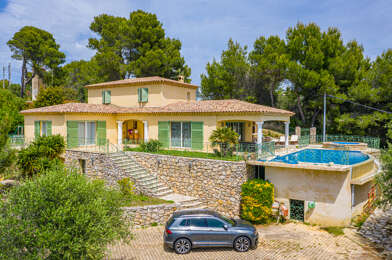 Maison 6 pièces 3552 €