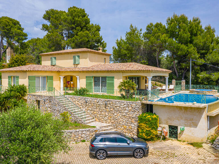 Villa Nice Ouest 6 pièces 210 m2 Piscine et Terrain 2300m² — photo 1
