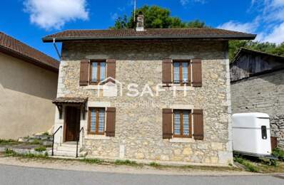 Maison avec garage — photo du bien