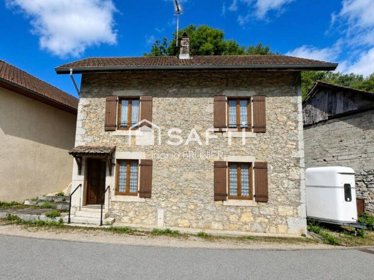 Maison avec garage — photo 1