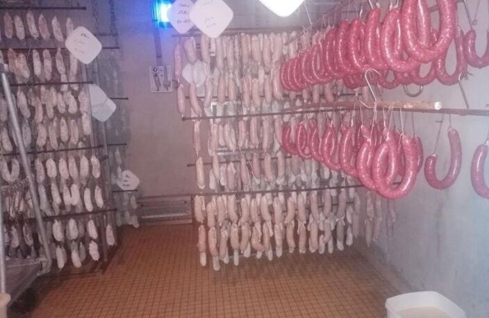 BOUCHERIE CHARCUTERIE — photo 5