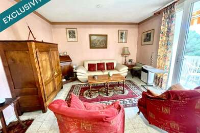 Appartement 4 pièces 163000 €