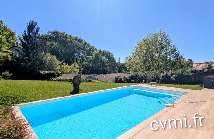 vente maison - 8 pièce(s) — photo 2