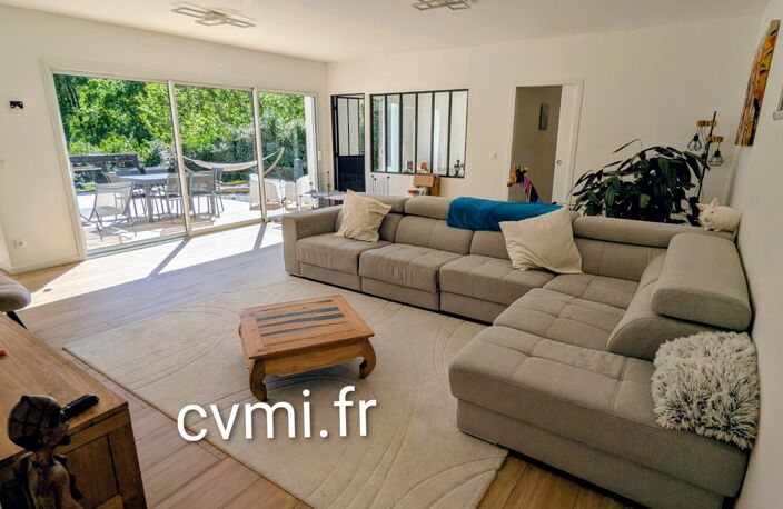vente maison - 8 pièce(s) — photo 3