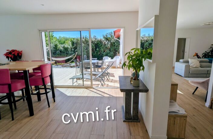 vente maison - 8 pièce(s) — photo 4