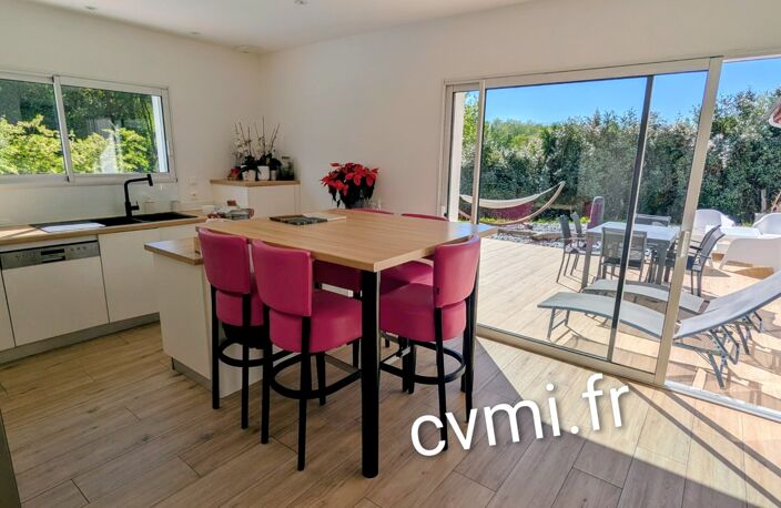 vente maison - 8 pièce(s) — photo 5