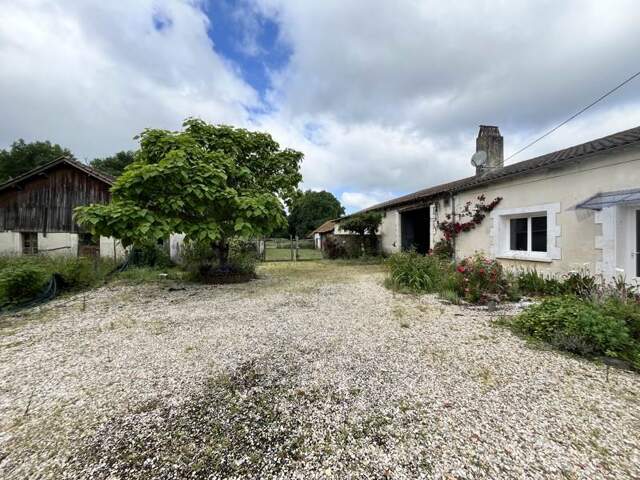 Ferme (tte) de 4 pièces principales — photo du bien