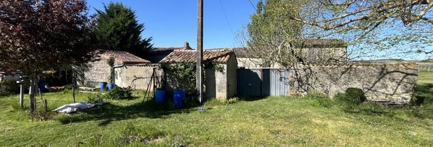 Maison 2 Pièces 54 m² à vendre à Saint-Même-les-Carrières (16720)