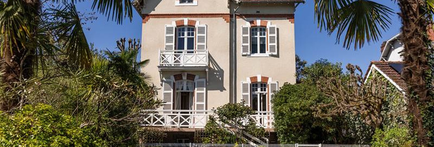 Maison 6 Pièces 270 m² à vendre à Pau (64000)