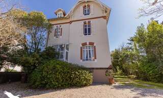 Maison 6 Pièces 270 m² à vendre à Pau (64000)