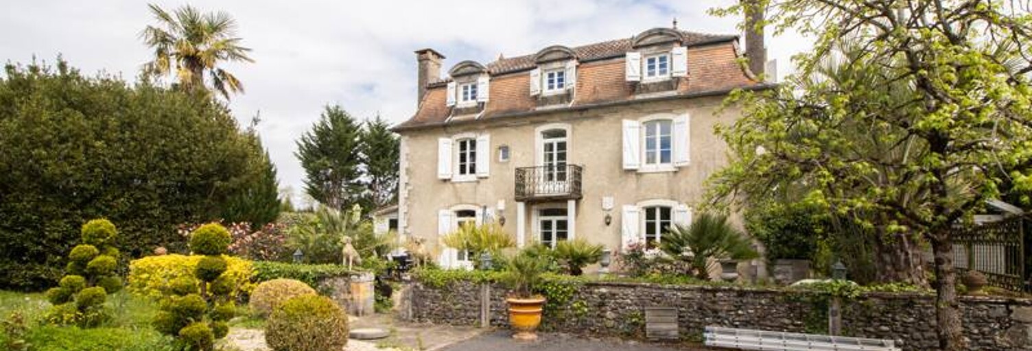Maison 9 Pièces 281 m² à vendre à Saint-Dos (64270)