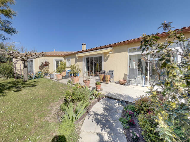 Très belle villa de 136 m2 habitables et annexes sur un terr — photo du bien