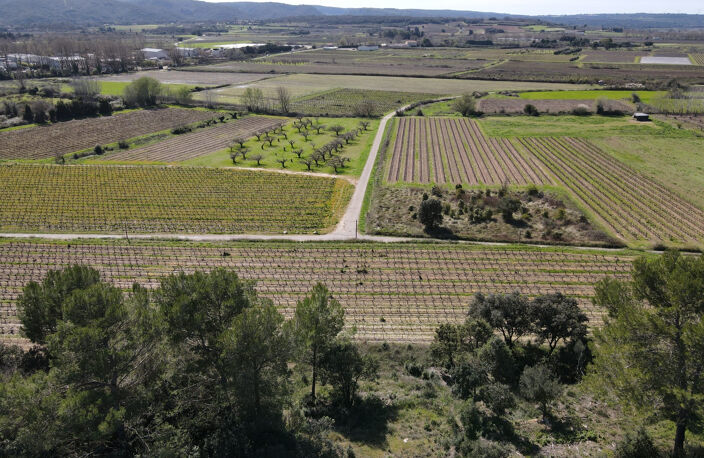 Terrain Vers-Pont-du-Gard, superbe vue dominante — photo 4
