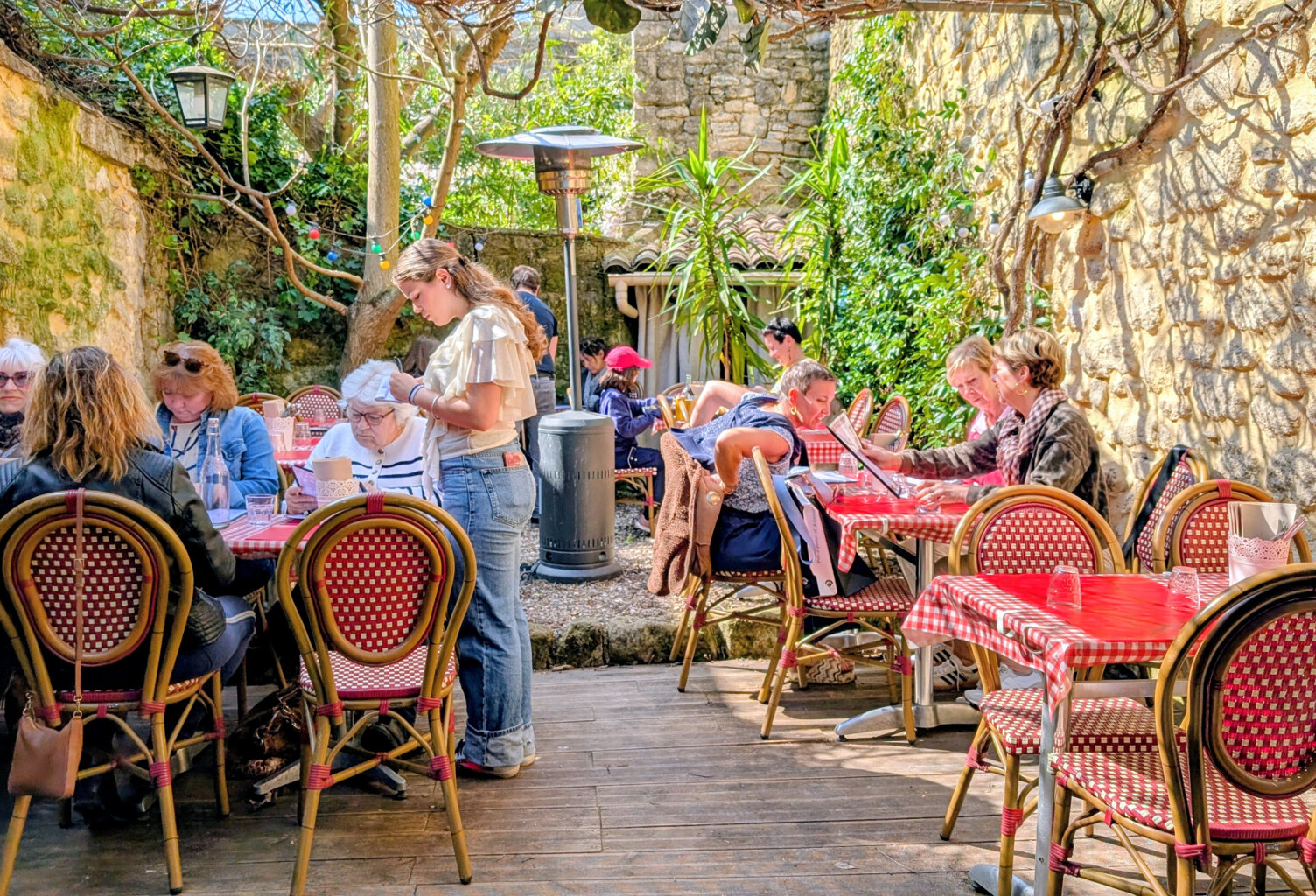 Centre Uzès, très belle affaire ! — photo 1
