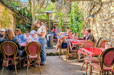 Commerce  260000 €