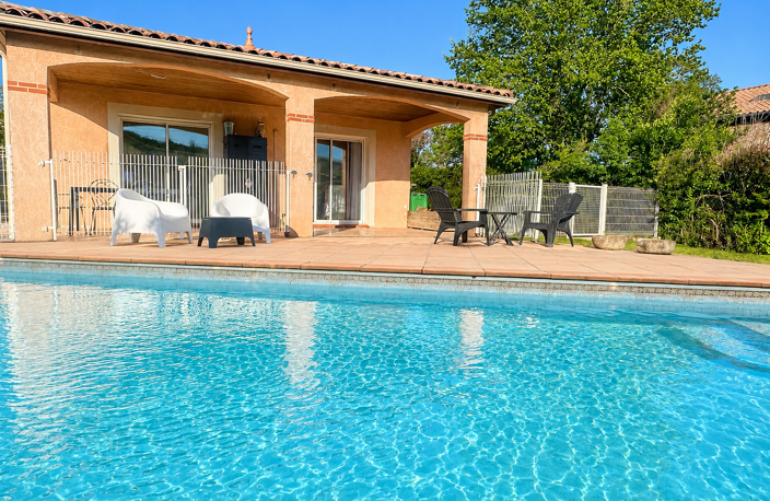 Maison plain pied T6 147 m2 - 1000 m2 de parcelle piscine double garage — photo 2