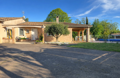 Maison plain pied T6 147 m2 - 1000 m2 de parcelle piscine double garage — photo du bien