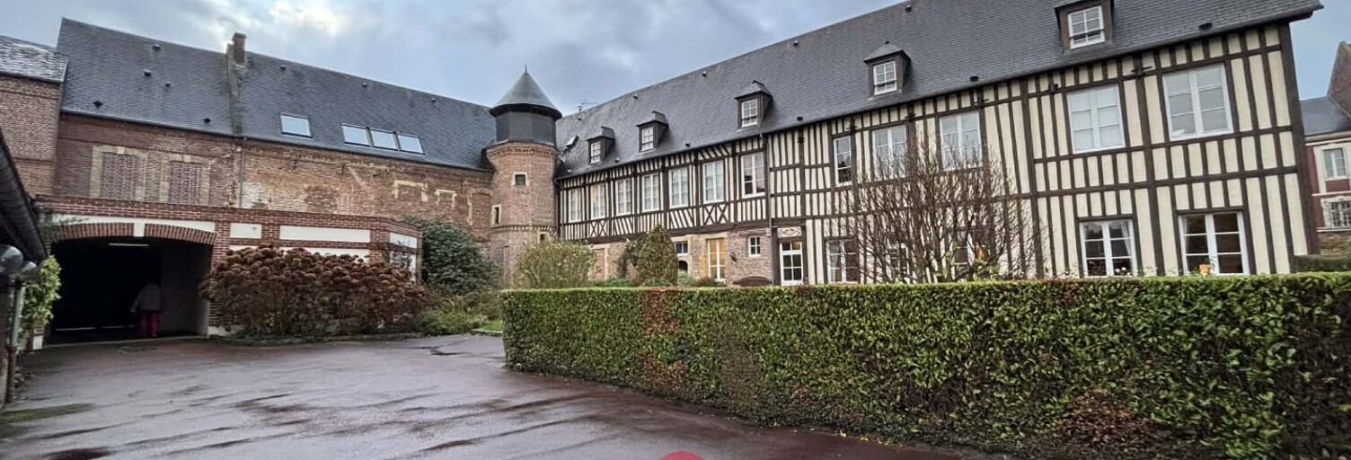 Maison 35 Pièces 800 m² à vendre à Eu (76260)