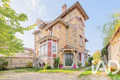 Maison 10 pièces 670000 €