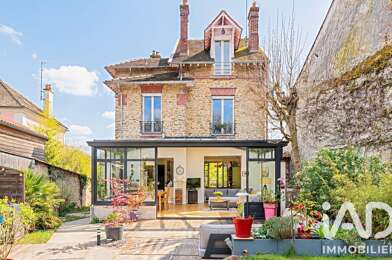 Maison 10 pièces 649000 €