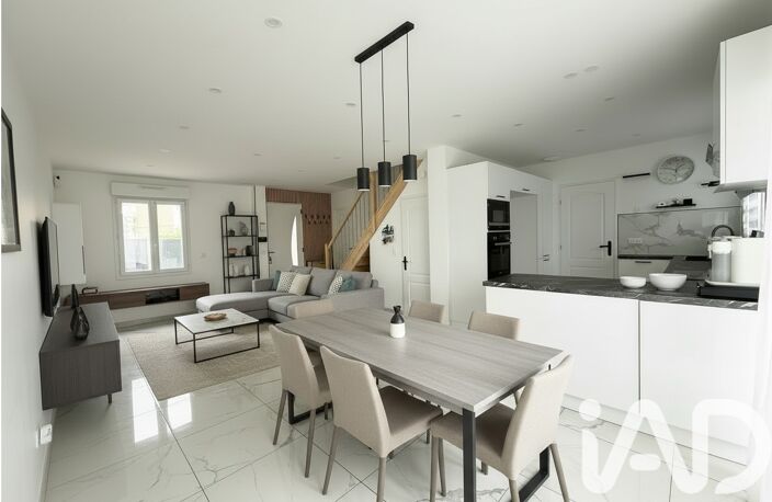 Vente Maison/villa 5 pièces — photo 2